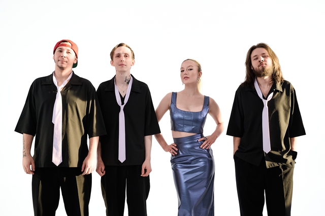 Фрагменты выступлений кавер-группы «Дофамин» #2