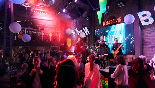 Фрагменты выступлений кавер-группы «Черри Бэнд (Cherry Band)» #6