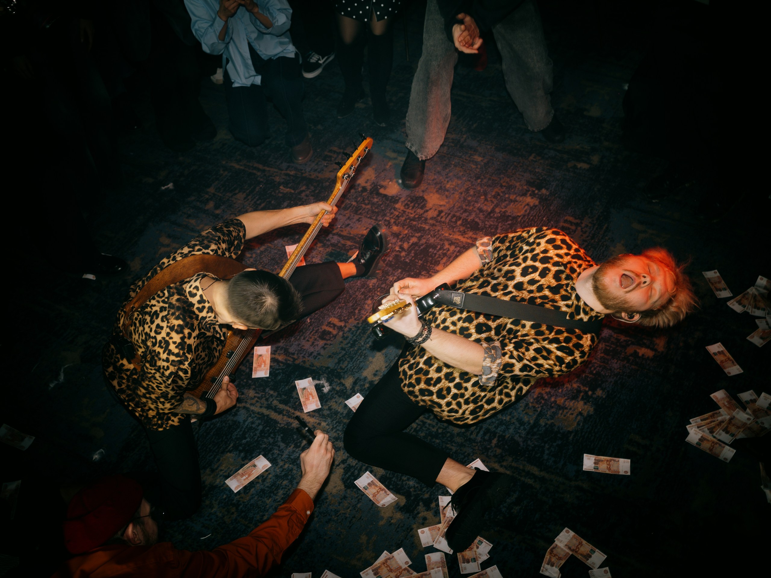 Фрагменты выступлений кавер-группы «Черри Бэнд (Cherry Band)» #3