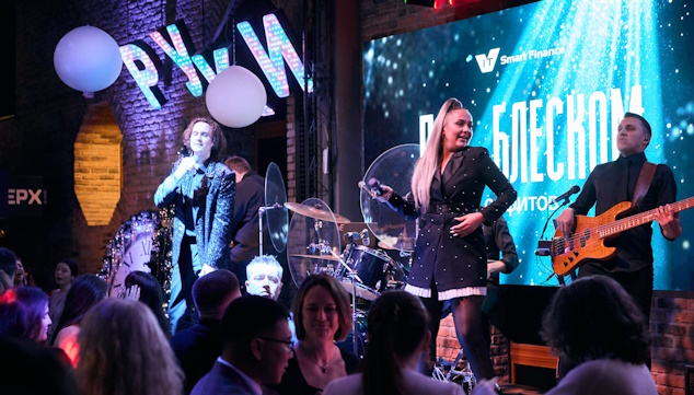 Фрагменты выступлений кавер-группы «Черри Бэнд (Cherry Band)» #4