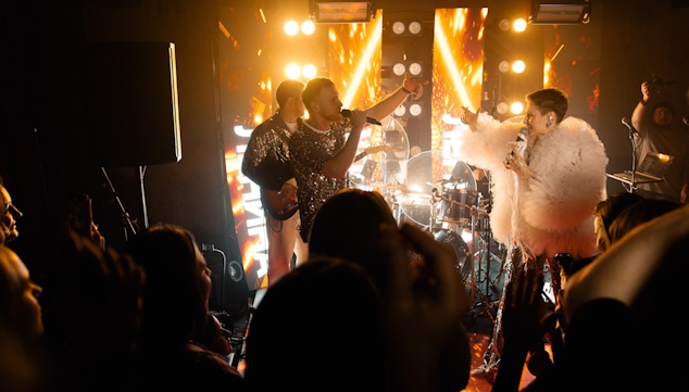 Фрагменты выступлений кавер-группы «Улица Ленина» #2