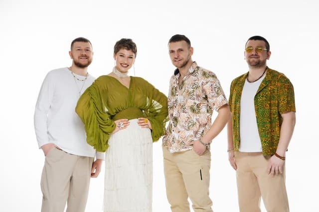 Фрагменты выступлений кавер-группы «Улица Ленина» #11