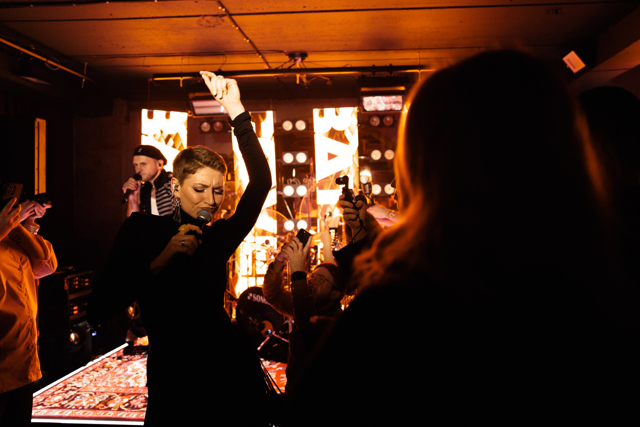 Фрагменты выступлений кавер-группы «Улица Ленина» #1